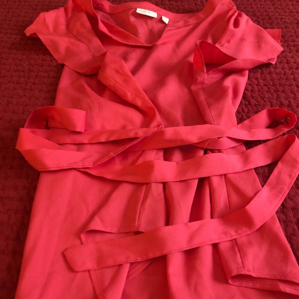 New York & Co soft pink blouse with a waist tie